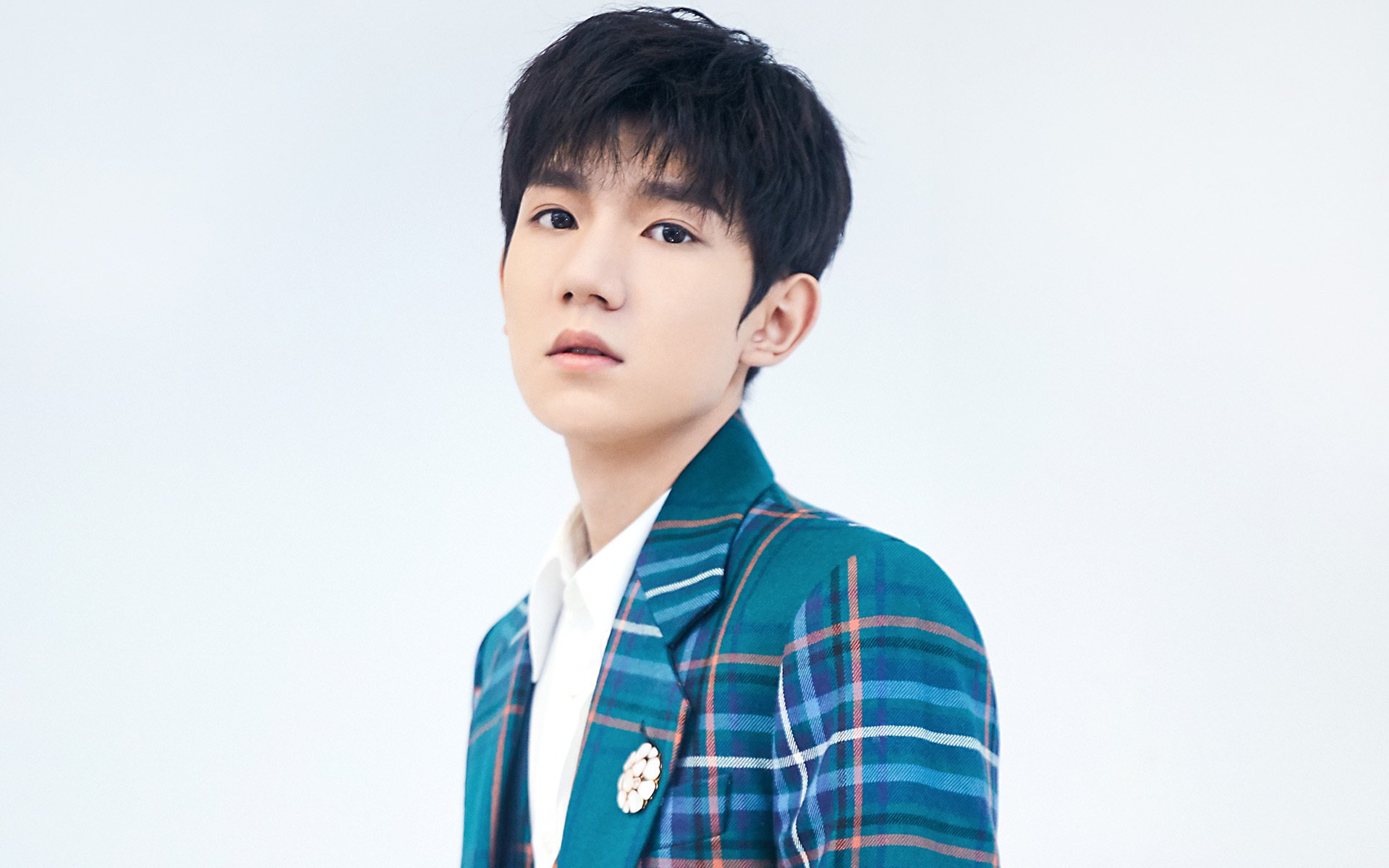 电竞商业模式创新多元收入结构更稳健，电竞商业化